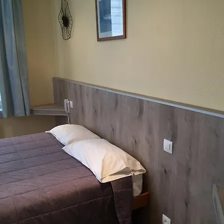 & Restaurant Le Cardinal 2*