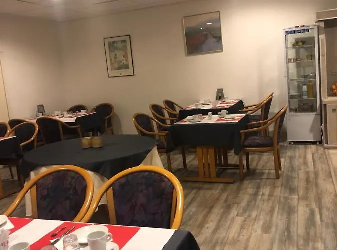 Hotel & Restaurant Le Cardinal 2*