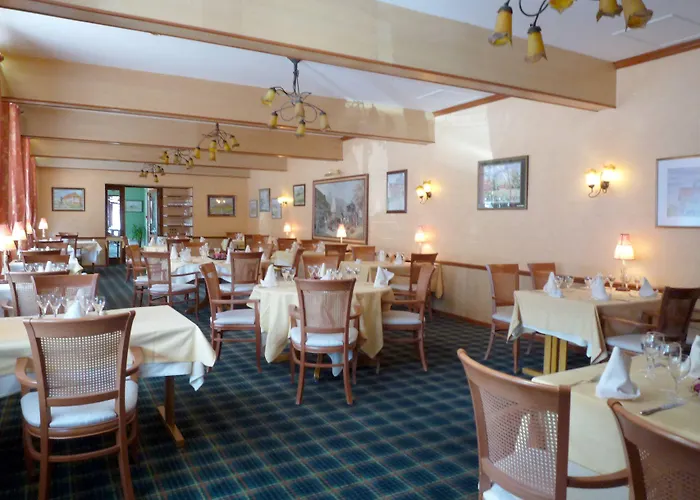 & Restaurant Le Cardinal Poix