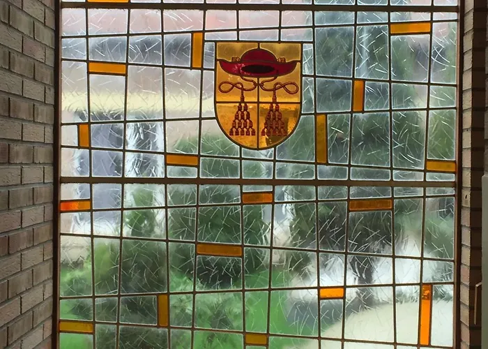 & Restaurant Le Cardinal 2*