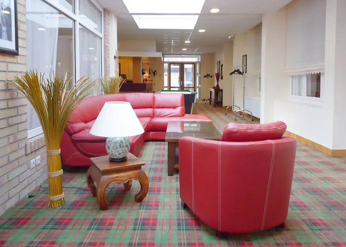 Hotel & Restaurant Le Cardinal 2*