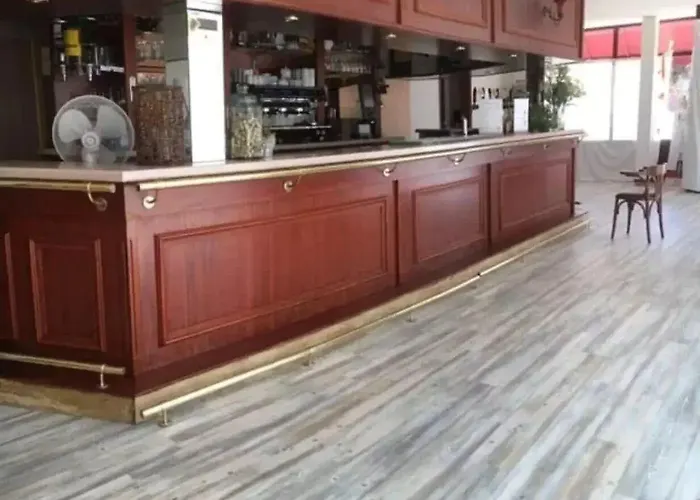 & Restaurant Le Cardinal Hotel 2*