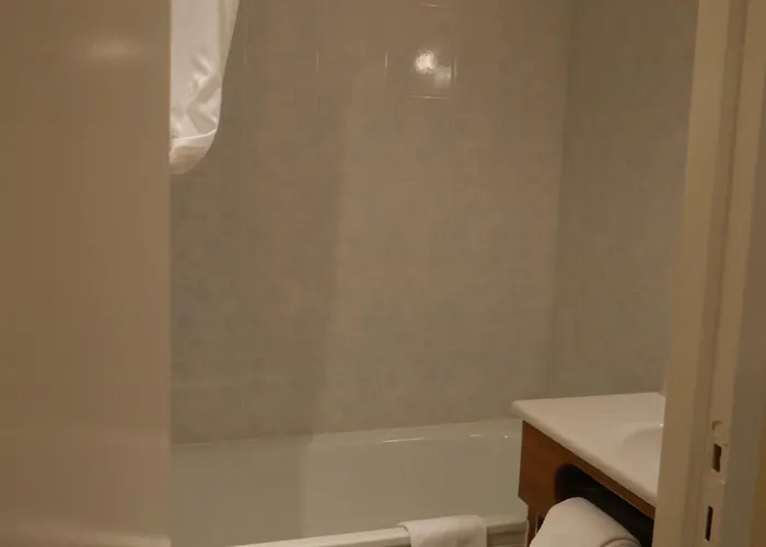 & Restaurant Le Cardinal Poix