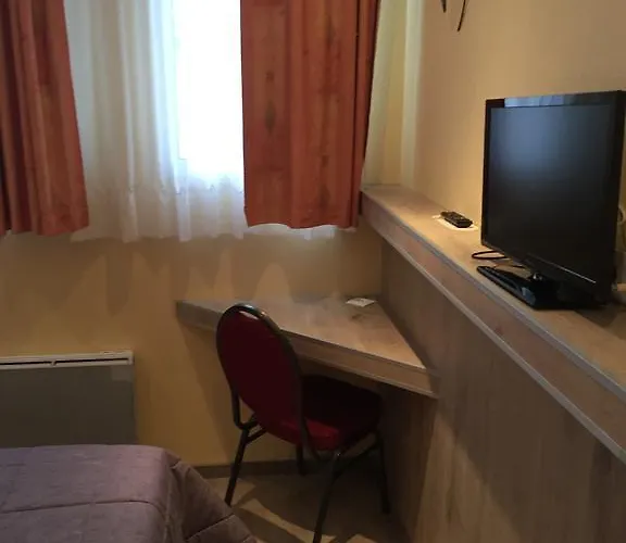 Hotel & Restaurant Le Cardinal 2*