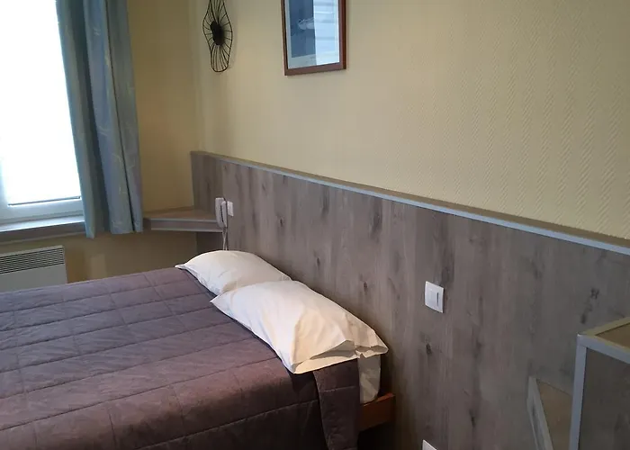 & Restaurant Le Cardinal 2*